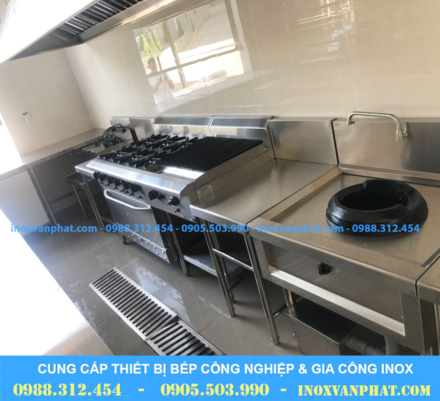 Bếp á công nghiệp